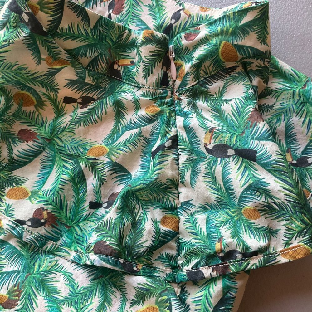 *Not for sale *Farm Rio Green Layered 3 tiers Toucan and pineapple - Picture 8 of 11